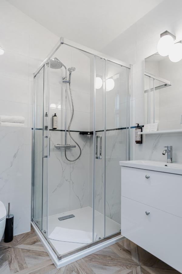 N33 Premium Apartments Old Town Krakow - Destigo Hotels Екстериор снимка